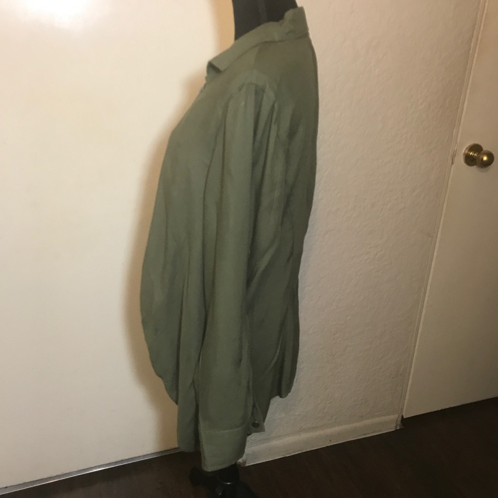 Torrid zip Up hi Low sweater size 2 - Picture 5 of 8